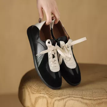 Black Leopard Leather Lace-Up Flats: Comfy Round Toe